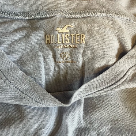 Hollister short sleeve - Picture 2 of 2
